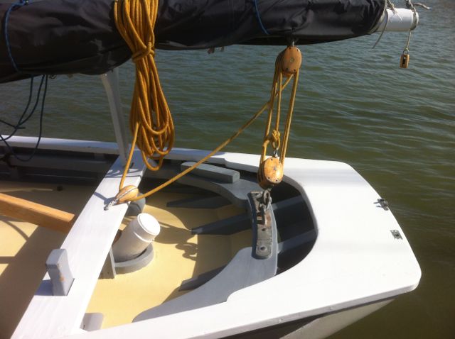 note the rowlock in the stern - can you imagine  trying to scull a boat this size?